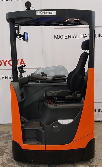 Toyota RRE160HE 2 of 3