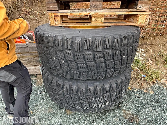 Cat 4 Hjulasterhjul fra Cat 930G - Seipet 2 of 9