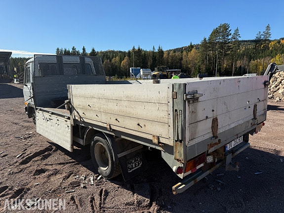 Nissan Planbil m/nedfellbarekarmer 7 of 23