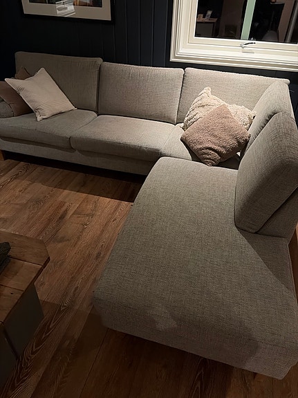 Sofa med sjeselong