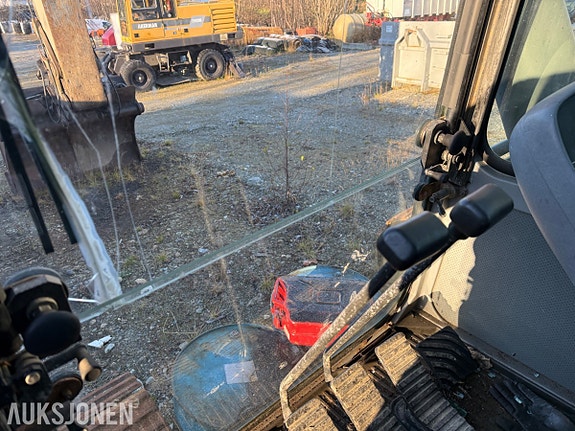 Volvo EC280 12 of 26