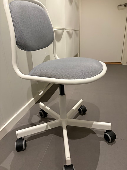 Kontorstol barn fra Ikea