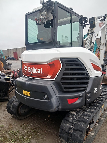 Bobcat E60 R2 2 of 17