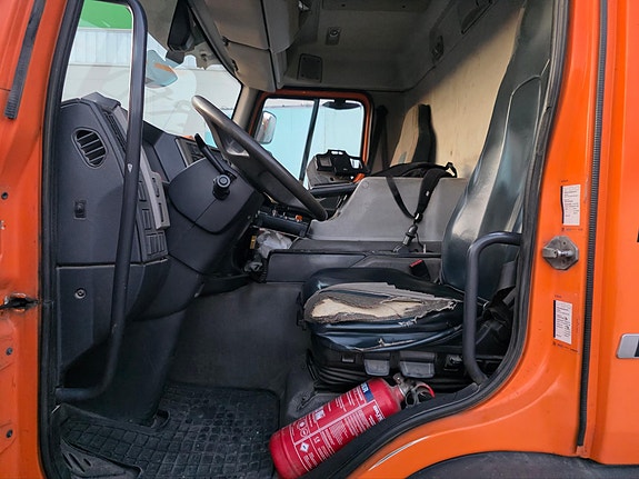 Volvo FE 320 4x2 komprimatorbil - NTM - 2 kammer - CNG 7 of 16