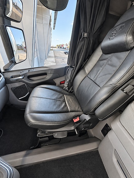 Scania R580 V8 8 of 13
