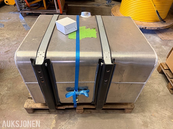 Mercedes-Benz Dieseltank 500 ltr - aluminium - 4mm – ubrukt 3 of 8