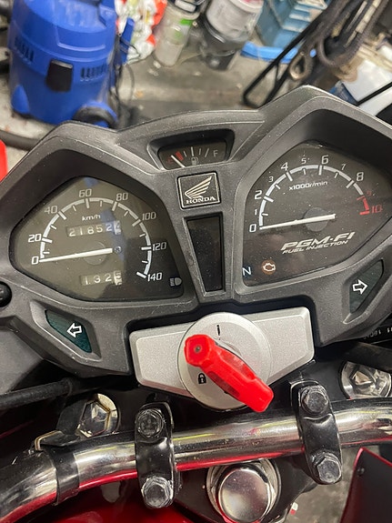 Honda CBF 125 2 of 7