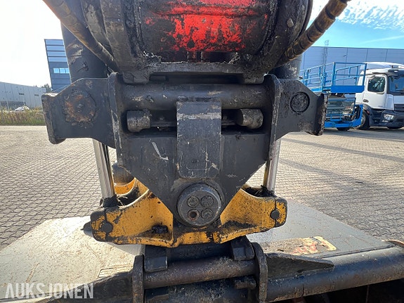 Kubota KX 080-4 21 of 30