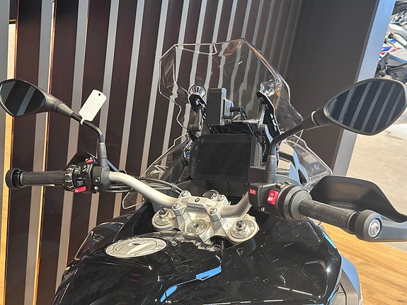 BMW F 900 GS Adventure - Kampanje! Få med koffertsett og spar 12 750 kr 2 of 2