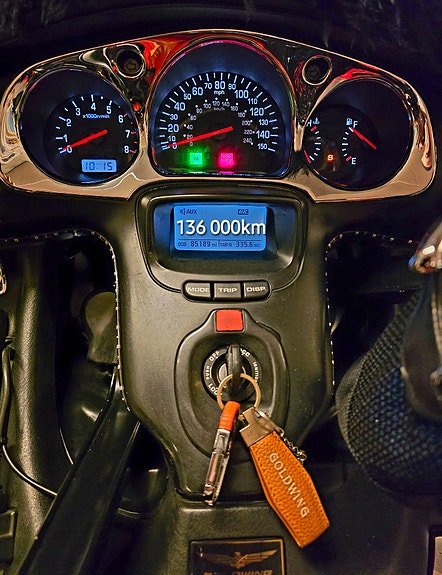 Honda GL 1800 Goldwing 17 of 20