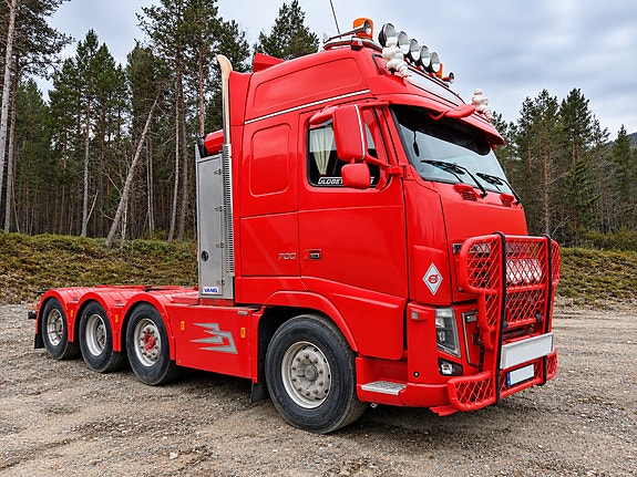 Volvo FH16 700 Tungtrekker 5 -akslet (Vang) 2 of 23