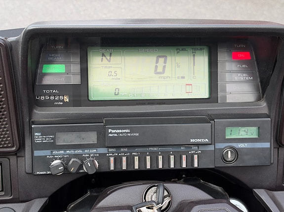 Honda GL 1200 Goldwing 15 of 17