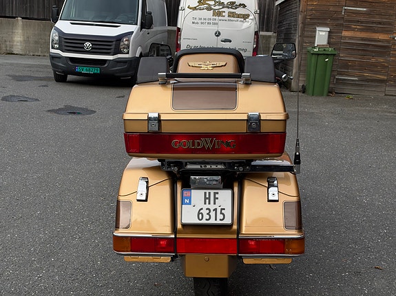 Honda GL 1200 Goldwing 10 of 17