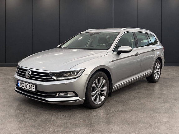 Volkswagen Passat 3 of 25