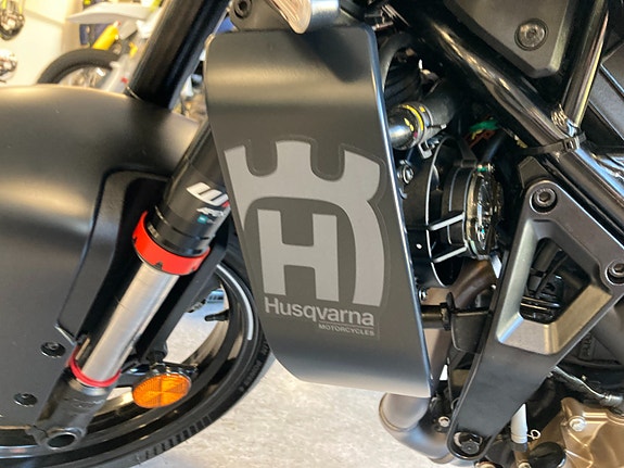 Husqvarna Vitpilen 125 Spar 20 000kr - Superkampanje + 3,99% rent 15 of 30