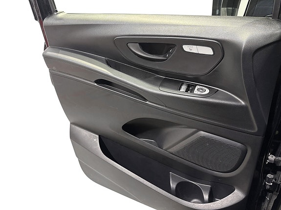 Mercedes-Benz Vito 7 of 18