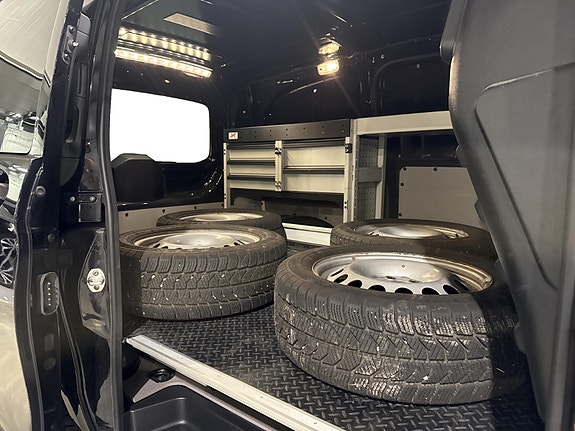 Mercedes-Benz Vito 18 of 18