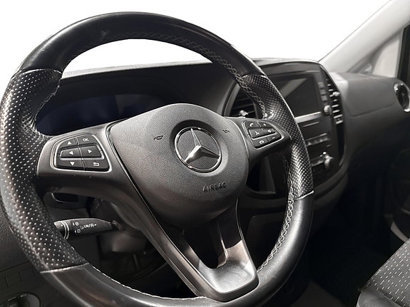 Mercedes-Benz Vito 6 of 18