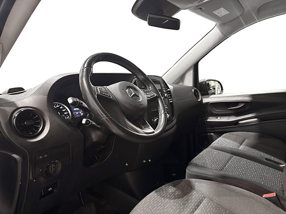 Mercedes-Benz Vito 5 of 18