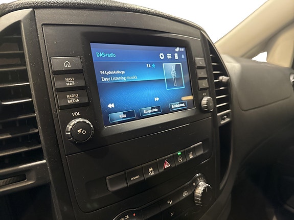 Mercedes-Benz Vito 9 of 18