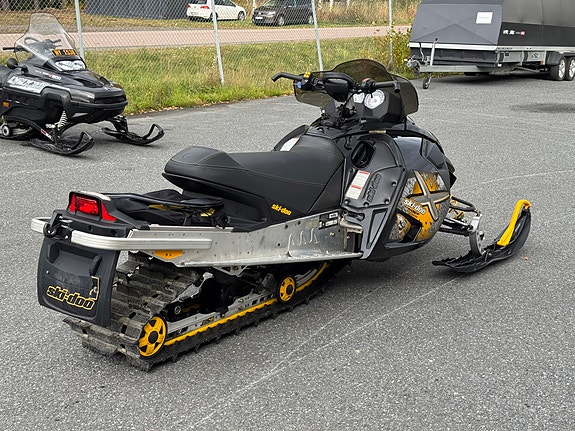 Ski-doo MXZ Renegade 1000 SDI 4 of 10