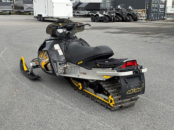 Ski-doo MXZ Renegade 1000 SDI 3 of 10