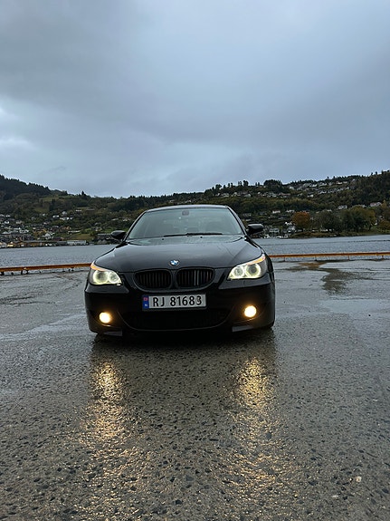 BMW 525d 4 of 15