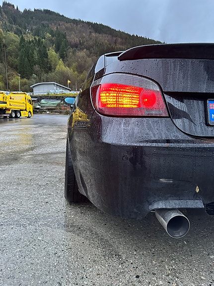 BMW 525d 11 of 15