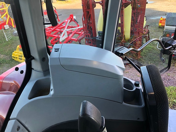 Valtra T 214D 2017, kr 749 000,-