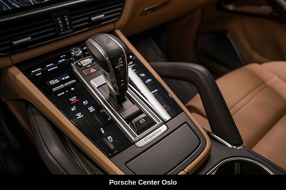 Porsche Cayenne Turbo S 21 of 30