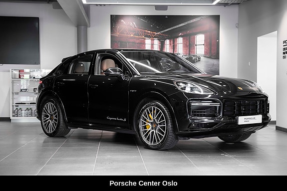 Porsche Cayenne Turbo S 8 of 30