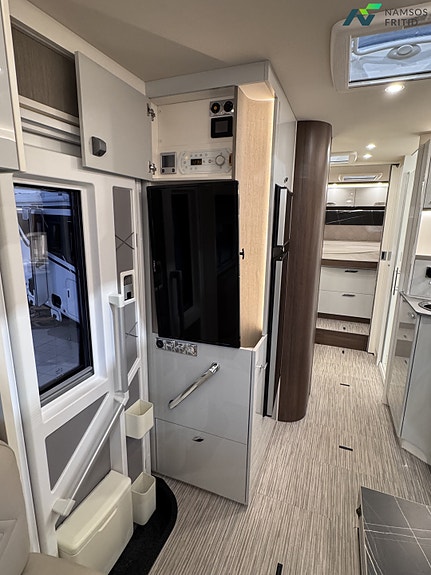 Bürstner Elegance 920 | Mercedes | Automat | INDUS toalett | Solcelle | 23 of 30