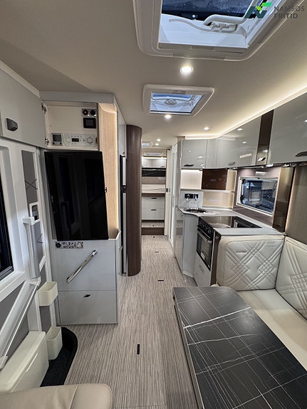 Bürstner Elegance 920 | Mercedes | Automat | INDUS toalett | Solcelle | 18 of 30
