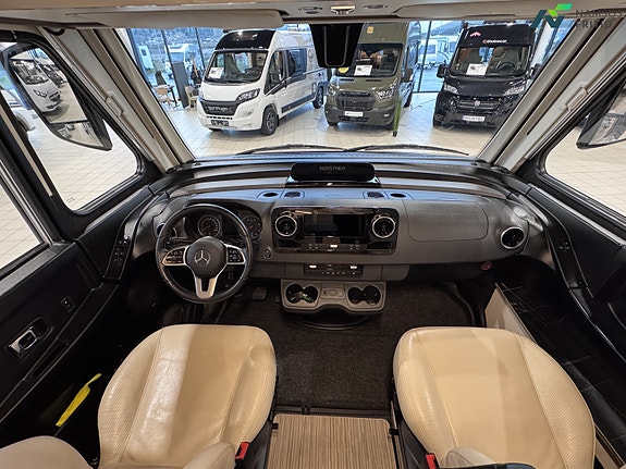 Bürstner Elegance 920 | Mercedes | Automat | INDUS toalett | Solcelle | 11 of 30