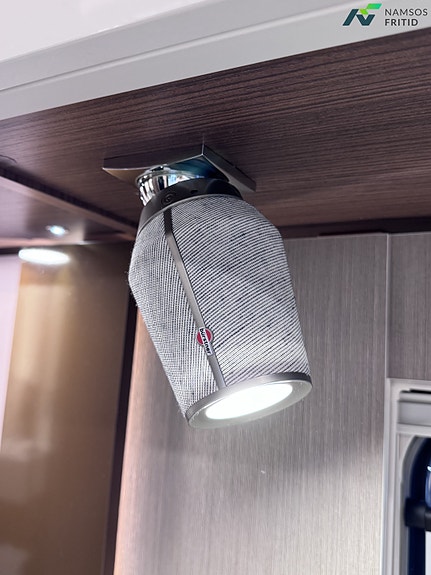 Bürstner Elegance 920 | Mercedes | Automat | INDUS toalett | Solcelle | 25 of 30