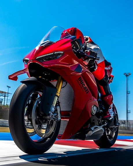 Ducati Panigale V4 S - Nyhet! 3 of 19