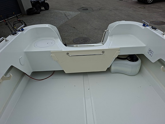 SMARTLINER 21 FISHER M/ SUZUKI DF60ATL 18 of 21