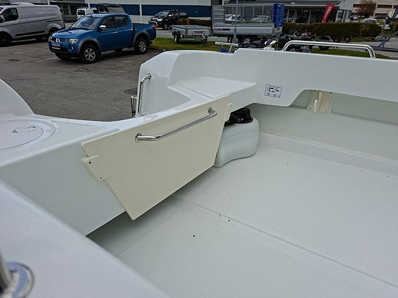 SMARTLINER 21 FISHER M/ SUZUKI DF60ATL 7 of 21