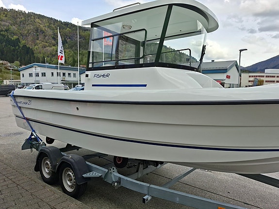 SMARTLINER 21 FISHER M/ SUZUKI DF60ATL 4 of 21