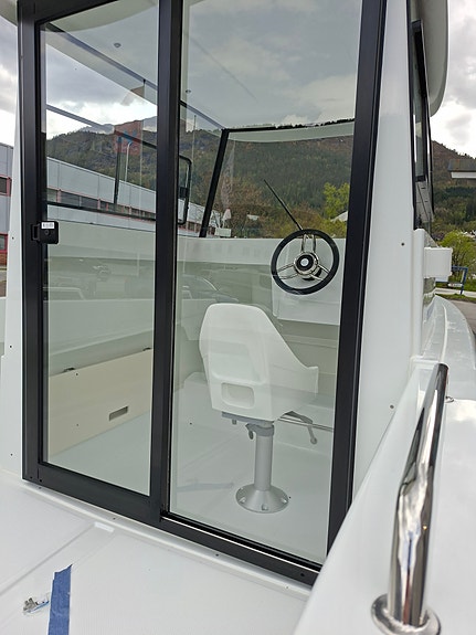 SMARTLINER 21 FISHER M/ SUZUKI DF60ATL 10 of 21