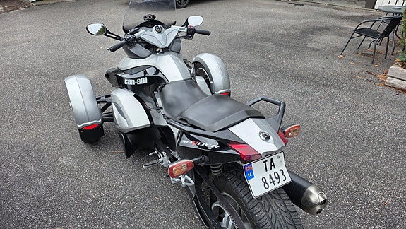 Can-Am 6 of 8