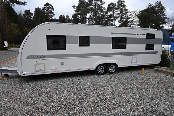 Adria 763 UK Alpina Voss hytte! 10 of 30