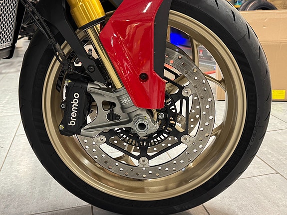 Moto Guzzi V100 MANDELLO S E5+ / AKTIVE ØHLINS / ADAPTIV CRUISE++ 19 of 21