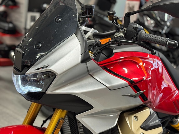 Moto Guzzi V100 MANDELLO S E5+ / AKTIVE ØHLINS / ADAPTIV CRUISE++ 14 of 21