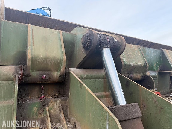 Andre Tabarelli S5000 - Hydraulisk skrapjernspresse på krokramme 9 of 28