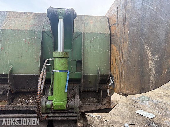 Andre Tabarelli S5000 - Hydraulisk skrapjernspresse på krokramme 11 of 28
