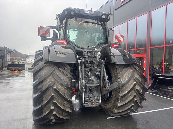 Valtra Q305 2025, kr 2 529 000,-