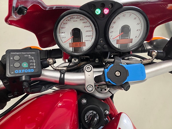 Ducati Monster S2R 8 of 13