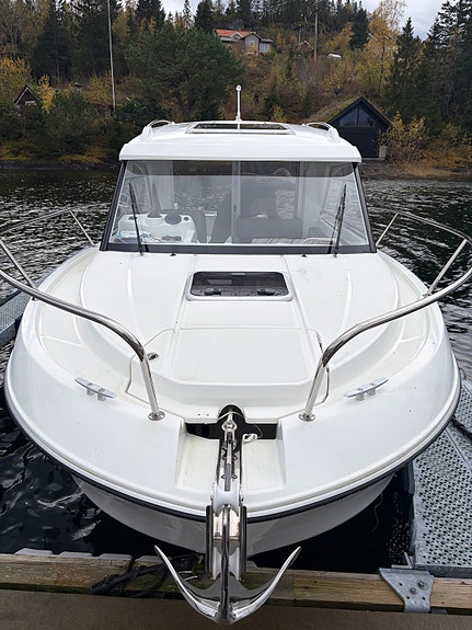 Beneteau Antares 7  med båttilhenger og helkalesje. Høstpris 3 of 30