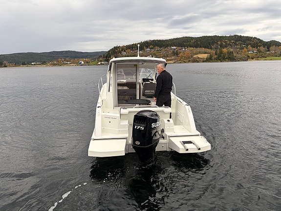 Beneteau Antares 7  med båttilhenger og helkalesje. Høstpris 5 of 30